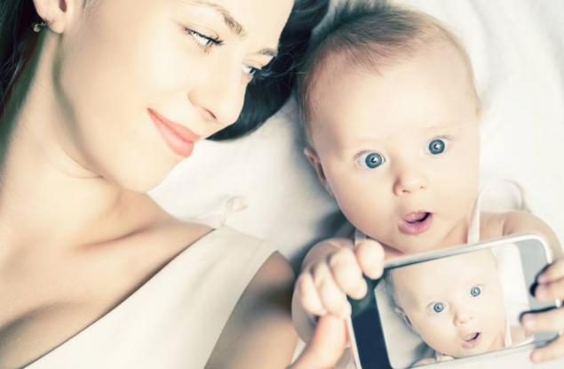  7 въпроса, на които да си отговорим, преди да пуснем снимка на детето в социалните мрежи 