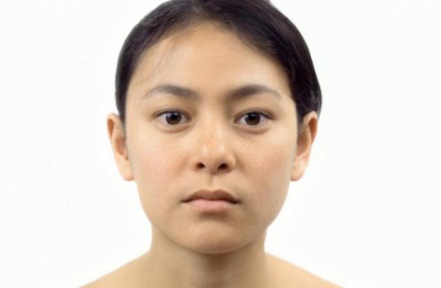 Това момиче се превръща в стара жена пред очите ви, без да забележите