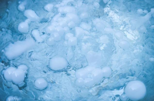 Разгадаха мистерията на горящия лед