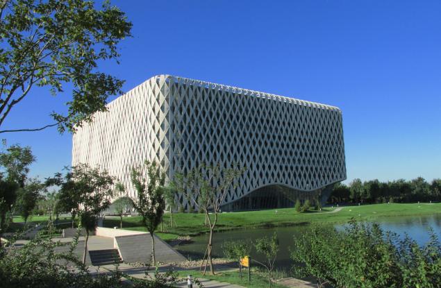 Китай инвестира над 1 милиард долара, за да привлече повече чуждестранни студенти