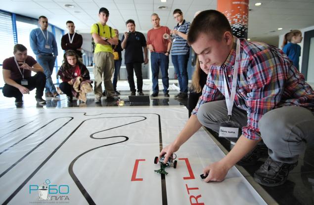 Робо Лига България обединява ентусиасти в състезания с роботи за шести пореден път 