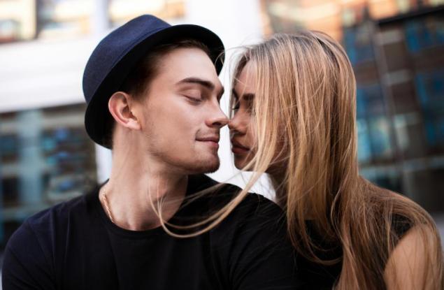 Сигурните знаци, че някой е привлечен от вас