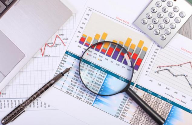 Как да лъжем със статистика