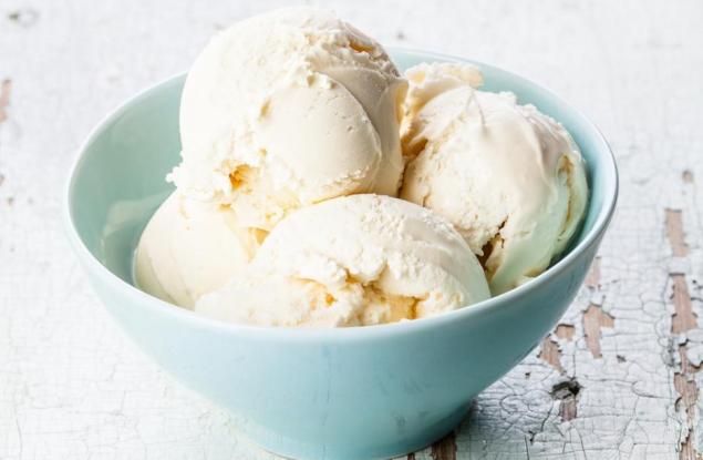 Защо получаваме „сладоледено главоболие“, докато ядем сладолед?