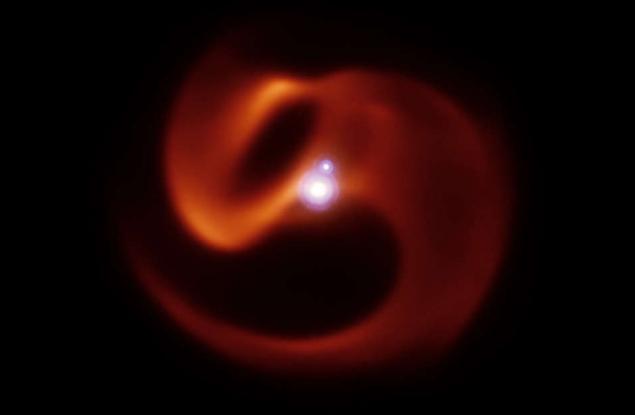 Това „космическо влечуго“ е първата система от този вид, която откриваме в нашата галактика