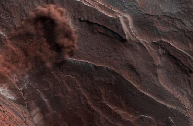 NASA засне лавина на Марс!