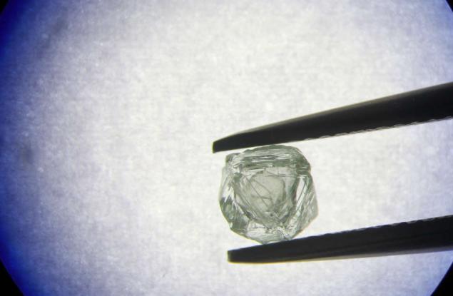 Руски миньори откриха диамант в диаманта в Сибир