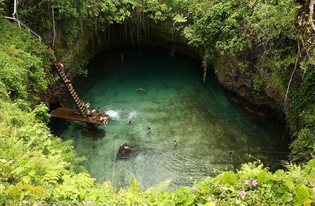 Нима това не е най-магическият басейн на света?