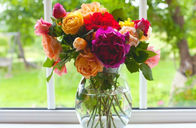 10 простички начина да запазим откъснатите цветя свежи за по-дълго