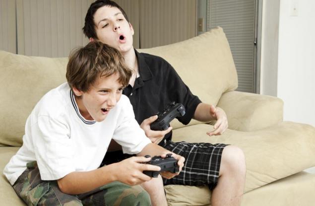 Компютри, видео, смартфони – полезната „доза“