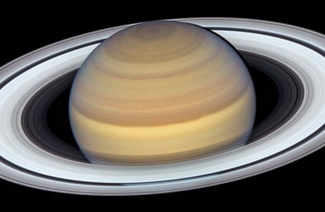 „Хъбъл“ улови нереалната красота на Сатурн в тази нова и невероятна снимка