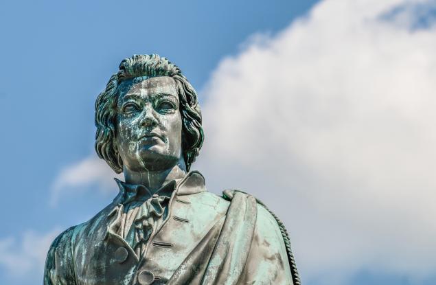 27 януари – Годишнина от рождението на Моцарт и Луис Карол