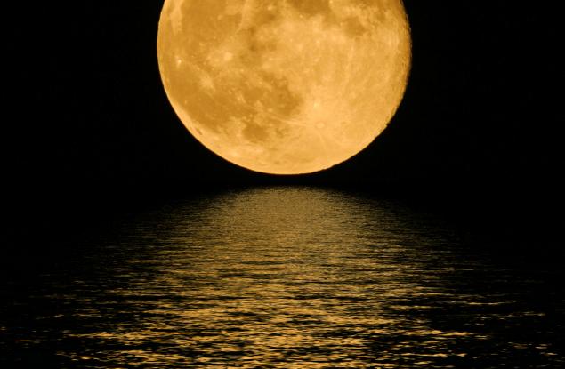 Видео: Таймлапс на Супер Луната от 2016