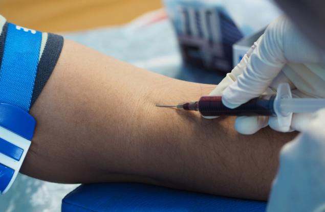 Нов кръвен тест открива 8 различни вида рак