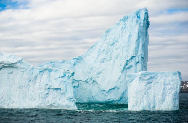 Мистериозен източник на радиация разтапя източните ледове на Антарктика