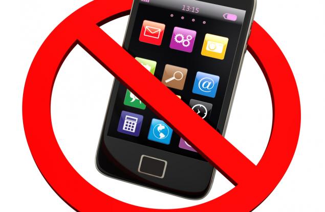 10 правила за дигитален детокс, който подобрява съня