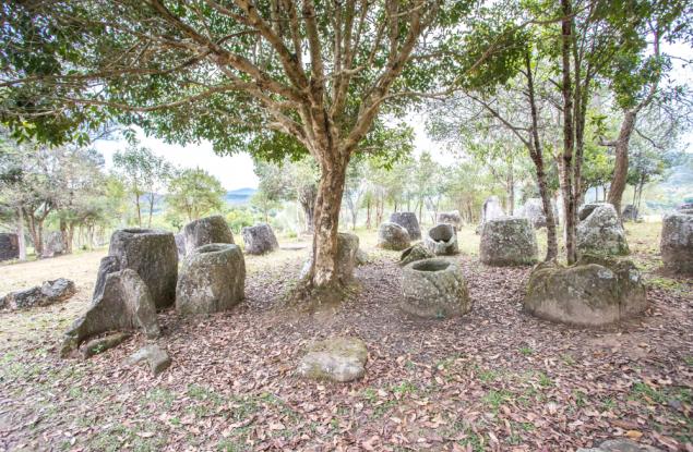 Откриха още мистериозни 1000-годишни „делви на мъртвите“ в Лаос