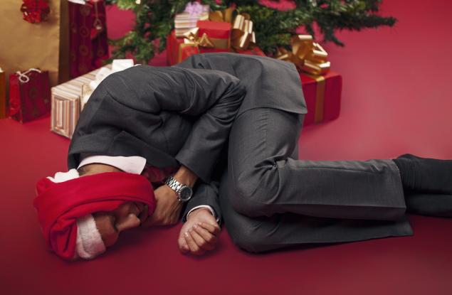 Вместо виц: Как се държат зодиите на офисното коледно парти