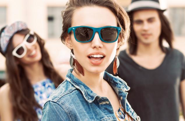 Ефектът на мажоретките: защо хората изглеждат по-привлекателни в група