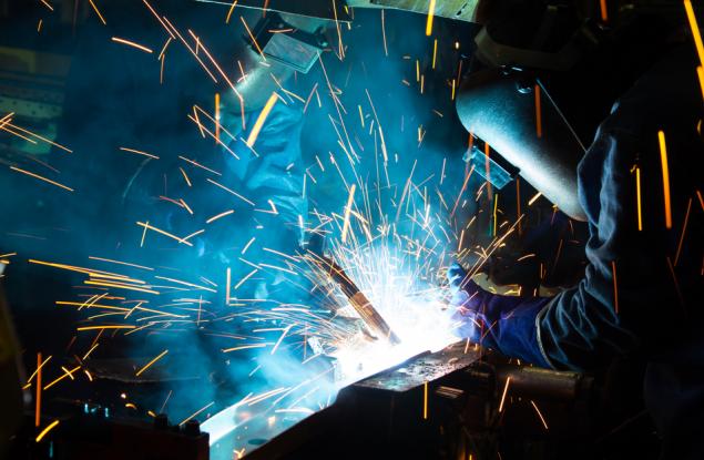 Файненшъл Таймс: Индустрията с компоненти за автомобили набира скорост в България 