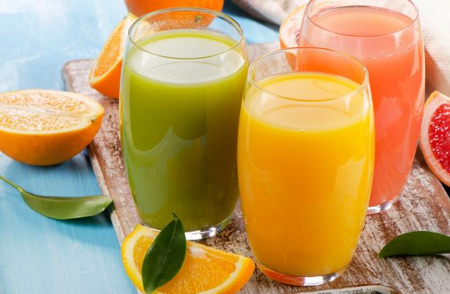 Учени: Не пийте плодови сокове на гладен стомах
