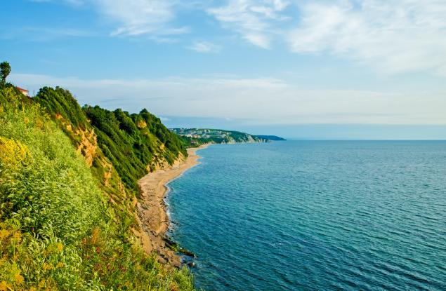 Управляващите искат да улеснят застрояването на планините и Черноморието
