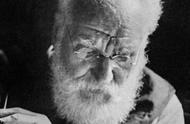 10 март 1876 г. – Бел провежда първия телефонен разговор