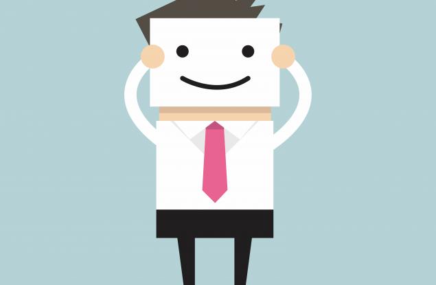 Какво ли се крие зад тази мила усмивка?