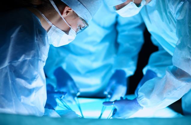 За паяците и бъдещето на хирургията