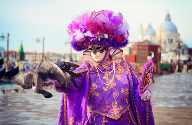 Как да посетим изгодно Карнавала във Венеция