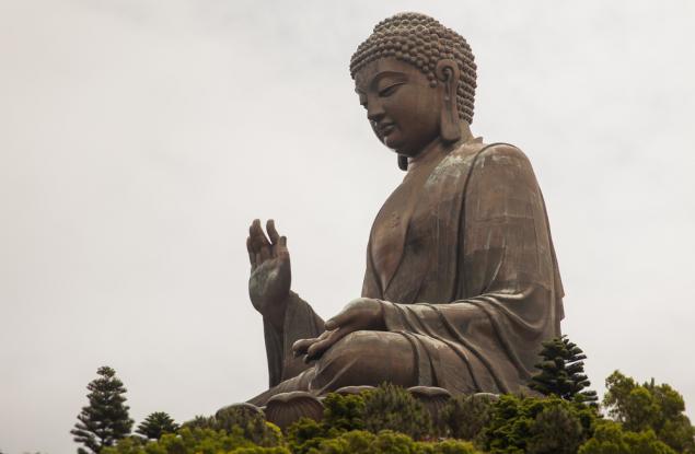 29 декември 1993 г. - Издигната е най-високата статуя на открито на седящ Буда