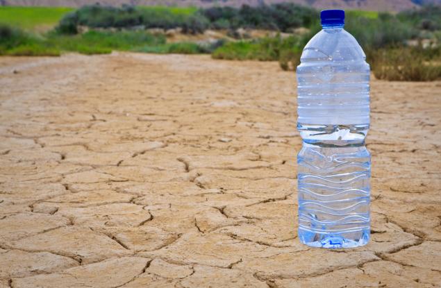Умения за оцеляване: Как да си направим слънчев дестилатор за вода