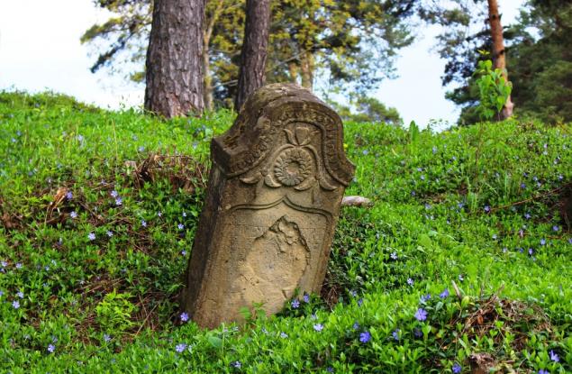 Виц: Години на щастие