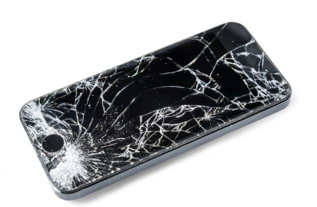 Нов екран на смартфон може да оправи сам драскотините си