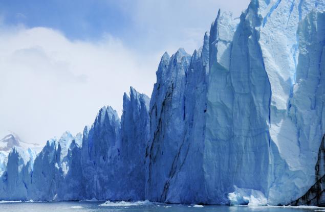Хората, вярващи, че Земята е плоска, планират антарктическа експедиция до „края на света“