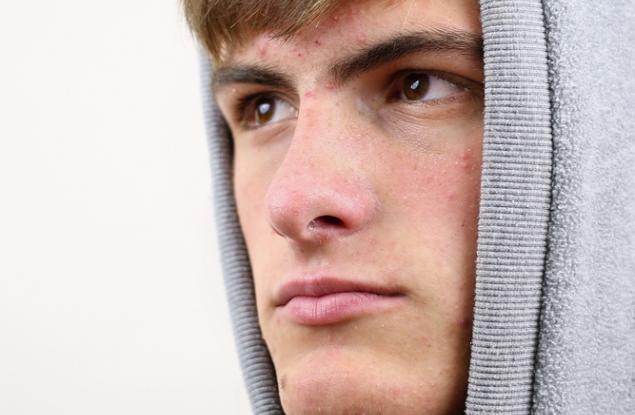 Мъжете с кафяви очи будят повече доверие