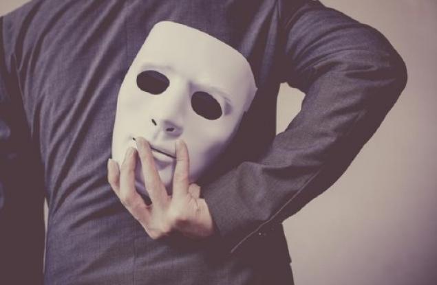 Лицемерите уважават единствено онези, които имат власт