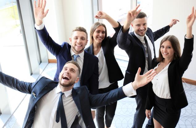 8 неща, които интелигентните хора не споделят на работа 