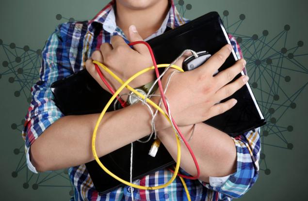 Живот без интернет е като абстиненция от наркотици