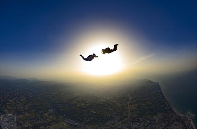 Видео: Кацане в... самолет