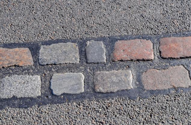 Входната врата на германец е била зазидана отвън, докато той е спял