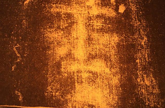 Кървавите петна по Торинската плащаница изглеждат напълно фалшиви