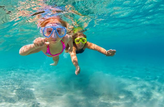 За 10 минути в морето бактерии колонизират тялото 