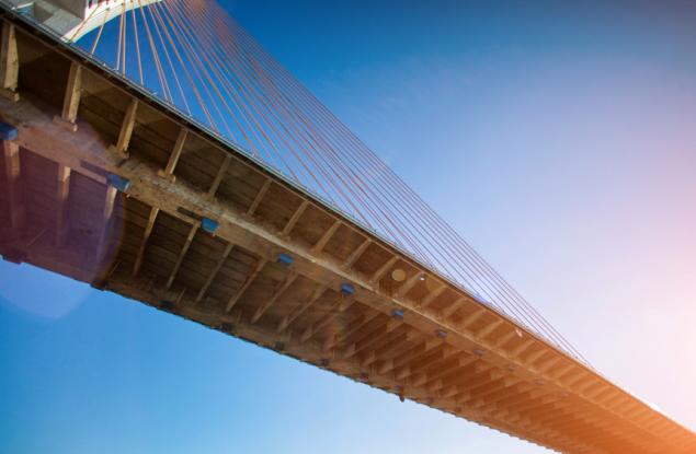 Видео: Най-високият мост в света