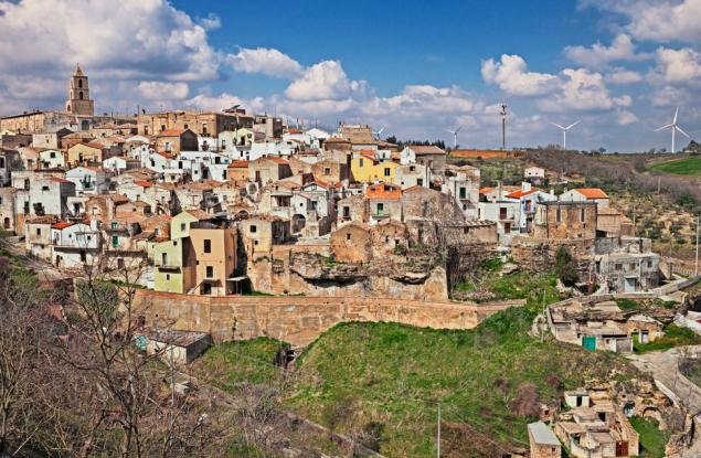 Airbnb търси човек, който да живее в италианско градче и да яде паста