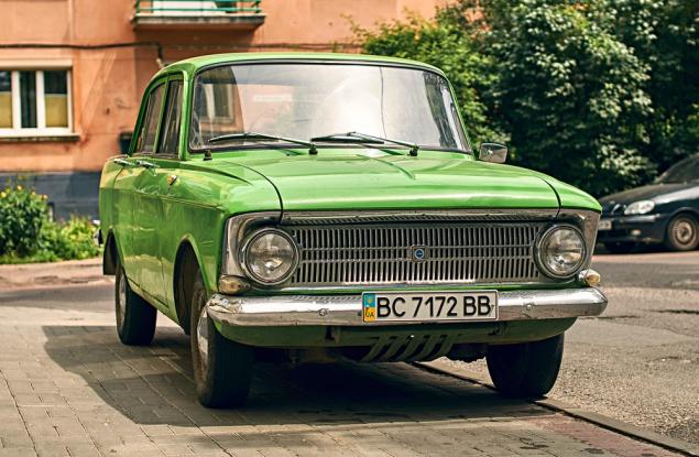 Виц: Упътване за ползване на автомобили от социализма