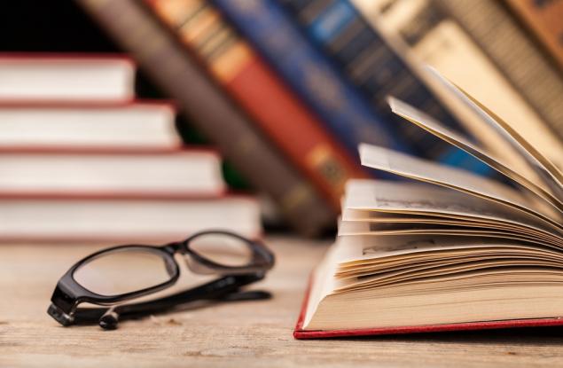 10 книги за борбата срещу системата