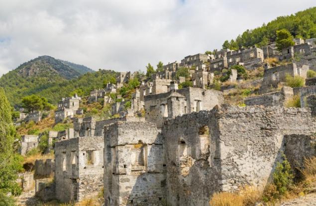 Фотопътешествие до призрачния турски град Каякьой