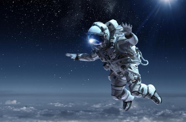 Как хората могат да еволюират, за да оцелеят в Космоса