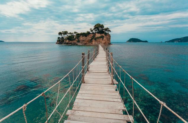 Никой не следва добрите примери